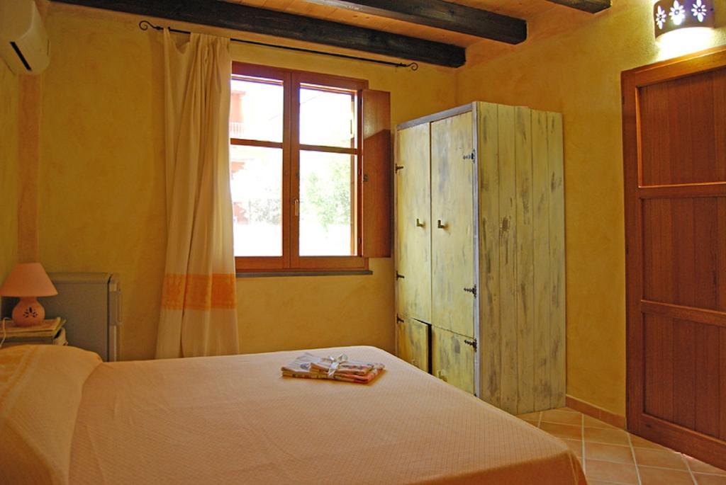Bed and Breakfast Bbsupottai Кабрас Номер фото